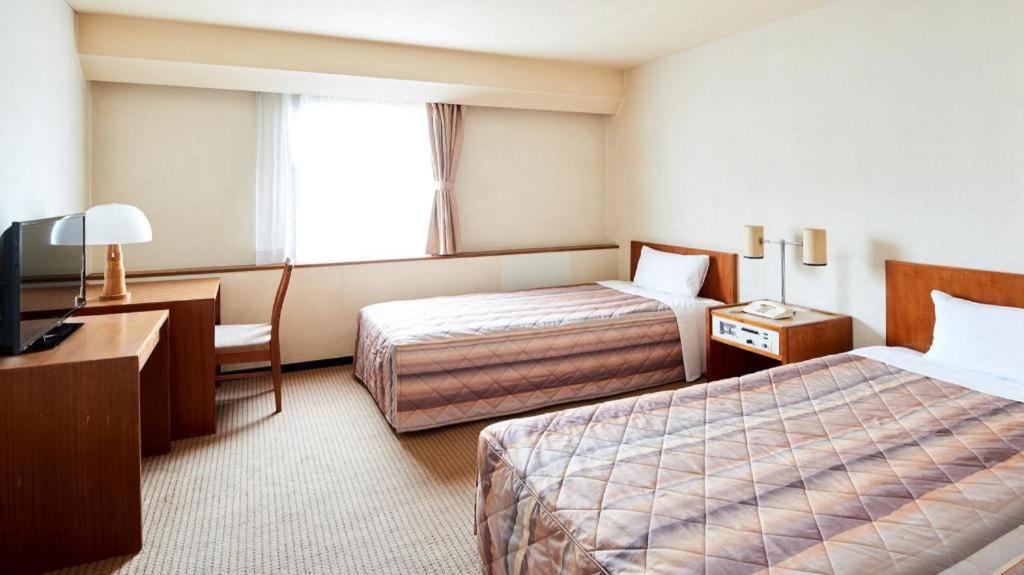Marroad Inn Tokyo Fuchū Exteriör bild