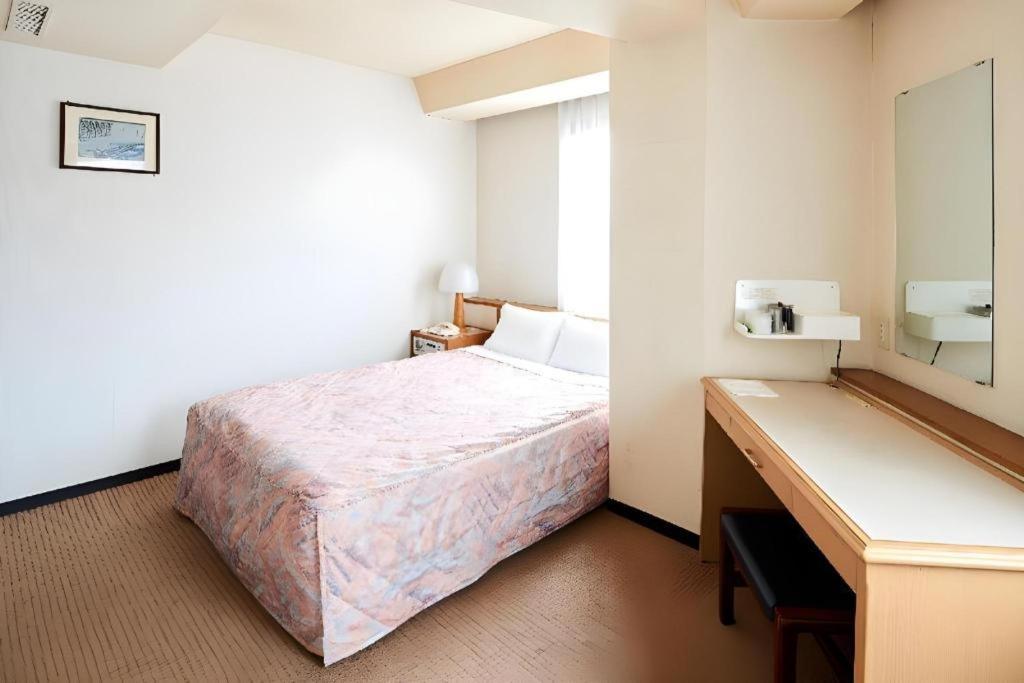 Marroad Inn Tokyo Fuchū Exteriör bild