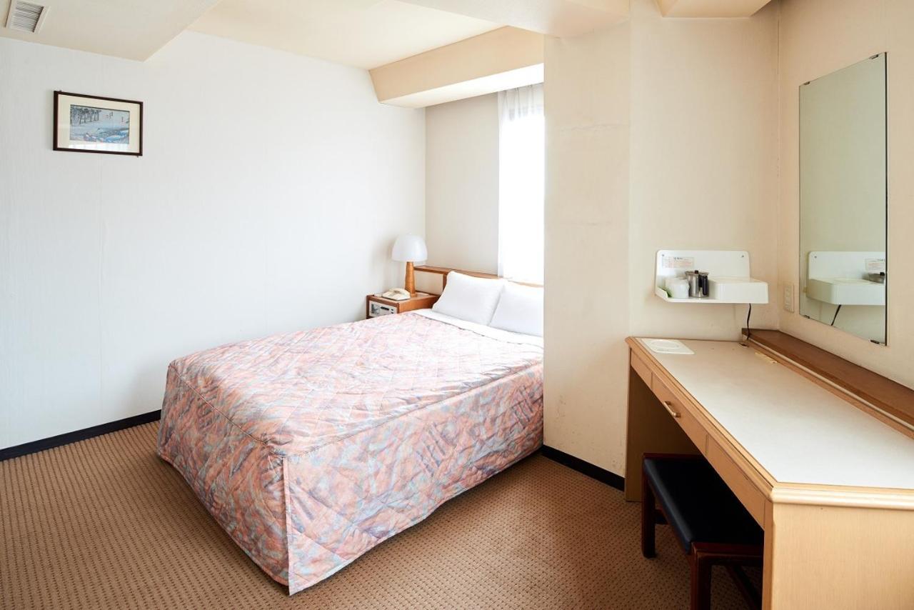 Marroad Inn Tokyo Fuchū Exteriör bild